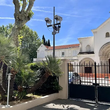 Beautiful Flat With Terrace Near Croisette Apartment Cannes
