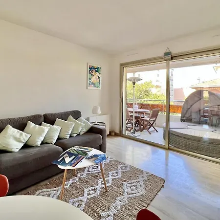 Apartment Beautiful Flat With Terrace Near Croisette Cannes